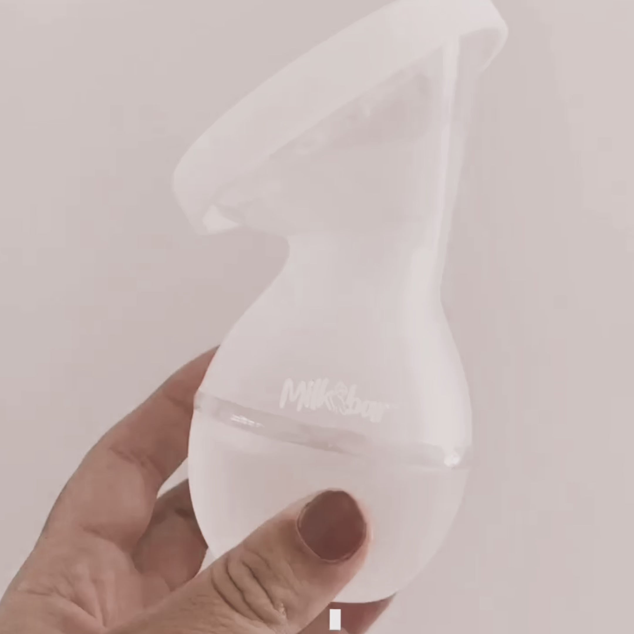 Manual Silicone Breast Pump With Leak Proof Lid and Carry Bag